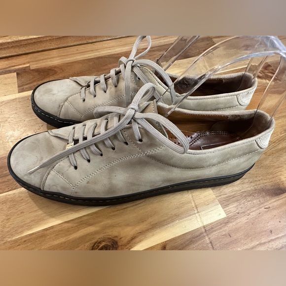 Salvatore Ferragamo Sport Italy Women’s Sneaker Size 7 1/2 - Picture 3 of 16